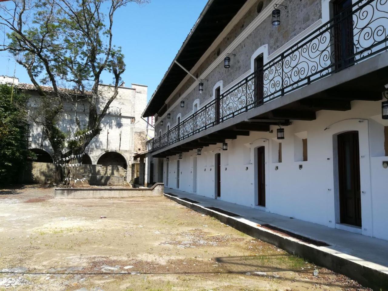 Hotel Ацалан Экстерьер фото