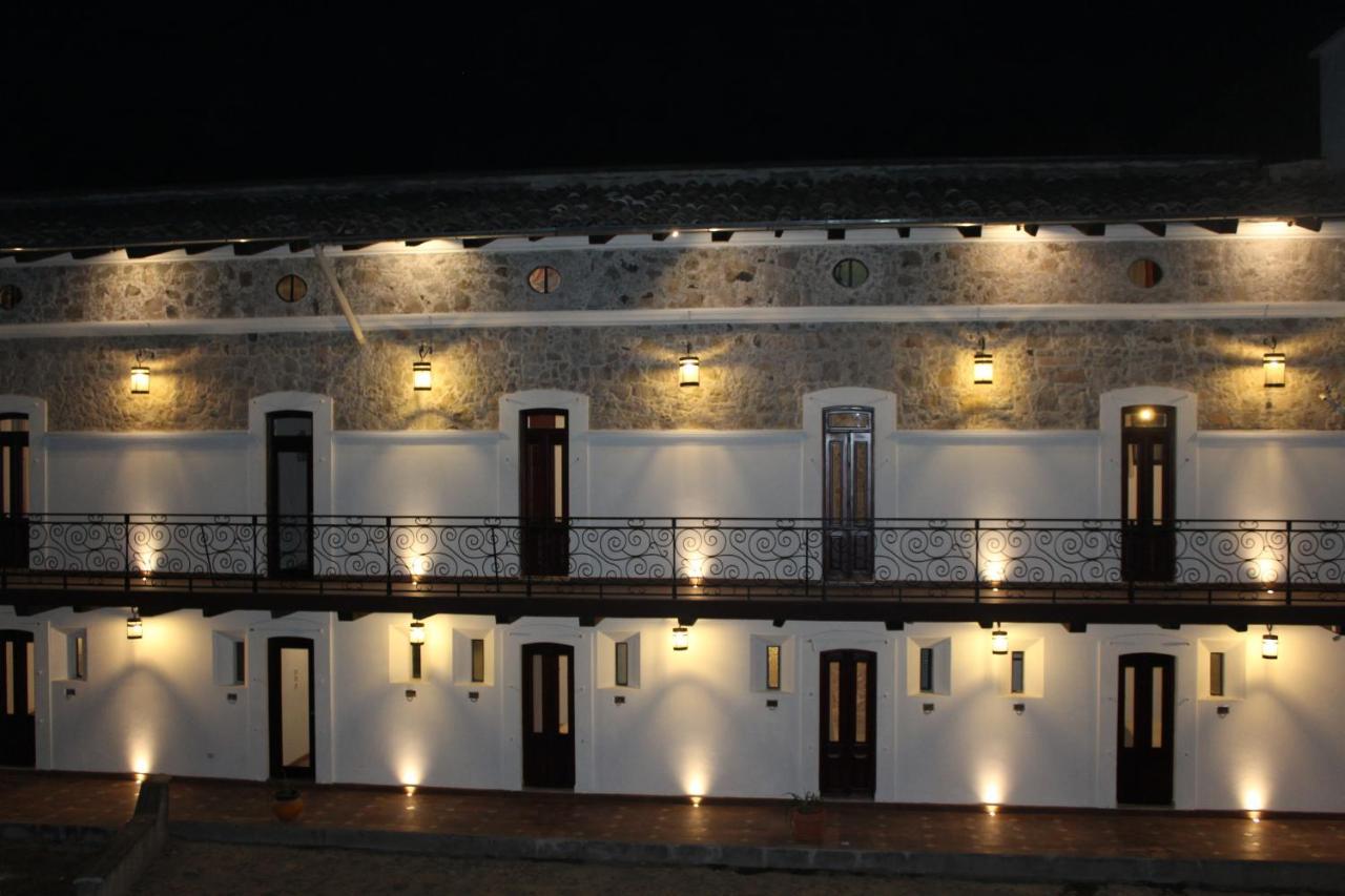 Hotel Ацалан Экстерьер фото